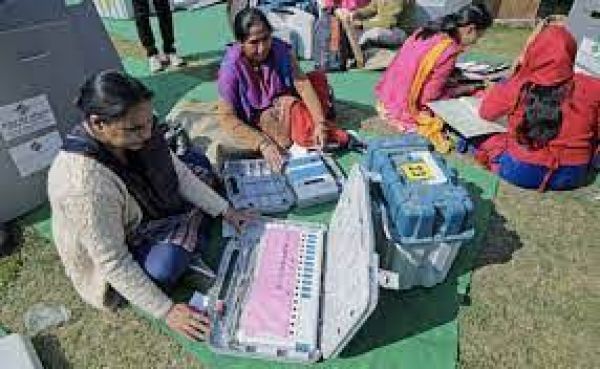 गुजरात विधानसभा चुनाव: पांच या इससे अधिक बार चुनाव जीतने वाले सात विधायक मैदान में