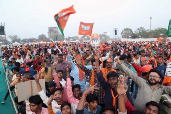 गुजरात विधानसभा चुनाव: मोरबी सीट पर बीजेपी प्रत्याशी बड़े अंतर से आगे