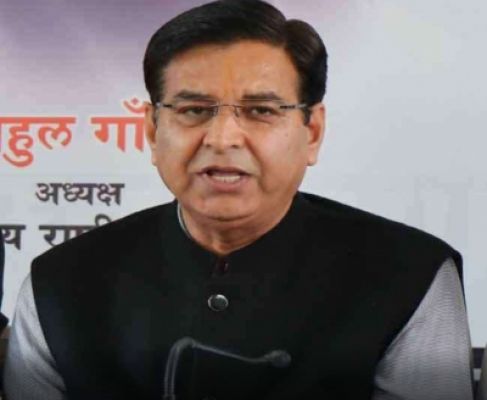 हिमाचल में कांग्रेस की सरकार बनने के बाद उत्तराखंड पर कांग्रेस नेता का सवाल