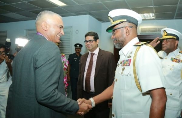भारत के नौसेनाध्यक्ष श्रीलंका के चार दिवसीय दौरे पर