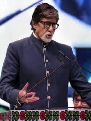 ऐतिहासिक विषयों पर बनी मौजूदा फिल्में काल्पनिक अंधराष्ट्रवाद में डूबी हुई हैं : अमिताभ बच्चन