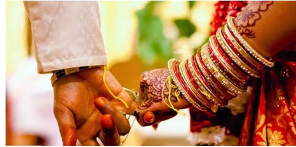 शादी में जात व धर्म का बंधन क्यों?