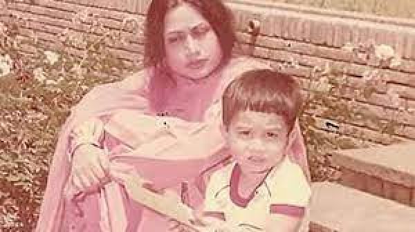 परवीन शाकिर: एक बेटे की यादों में माँ की कहानी