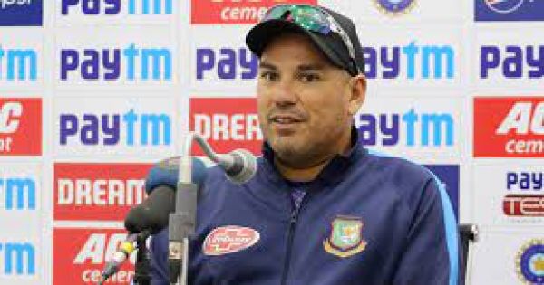 भारत से 2-0 से टेस्ट सिरीज़ हारने के बाद बांग्लादेश के हेड कोच ने दिया इस्तीफ़ा