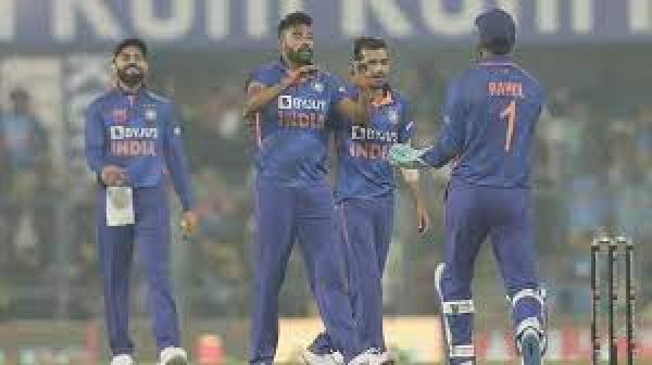 भारत ने श्रीलंका को पहले वनडे मैच में 67 रन से हराया, शनाका का शतक नहीं आया काम