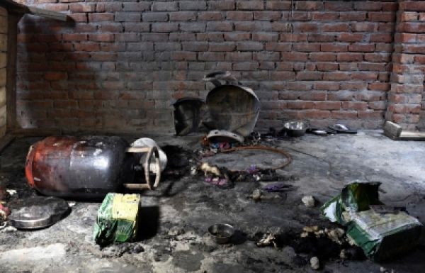 तेलंगाना में गैस सिलेंडर फटने से दो की मौत