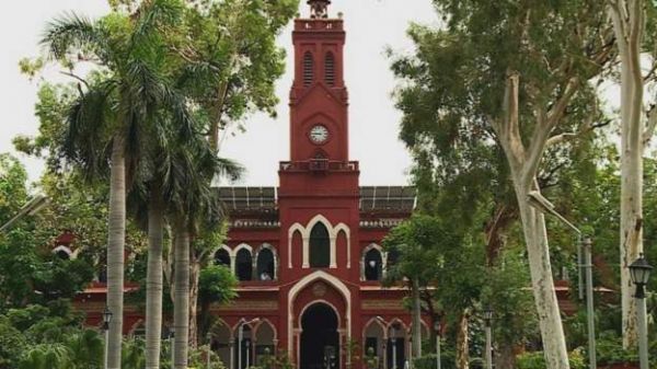एएमयू में धार्मिक नारे लगाने के मामले की जांच के लिए कमेटी गठित, एक छात्र निलंबित