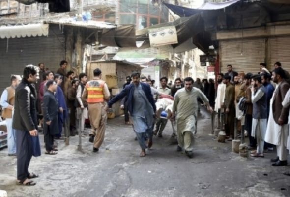 पेशावर मस्जिद विस्फोट में 17 लोगों की मौत, 83 घायल