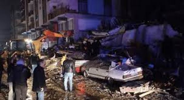 तुर्की, सीरिया में भूकंप से मरने वालों का आंकड़ा 7,800 के पार, बचाव कार्य जारी