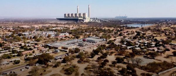 दक्षिण अफ्रीका में बिजली की कमी से आई राष्ट्रीय आपदा