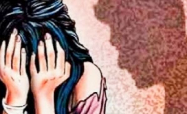 गुरुग्राम में नाबालिग लड़की ने पिता, भाई पर लगाया यौन उत्पीड़न का आरोप