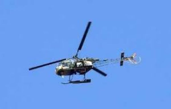 गोवा : महादेई में लगी आग को बुझाने के लिए नौसेना के हेलीकॉप्टरों ने कई उड़ानें भरीं