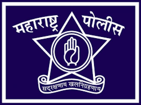 आयोजक सुनिश्चित करें कि बागेश्वर धाम के प्रमुख कोई विवादित टिप्पणी नहीं करेंगे : महाराष्ट्र पुलिस