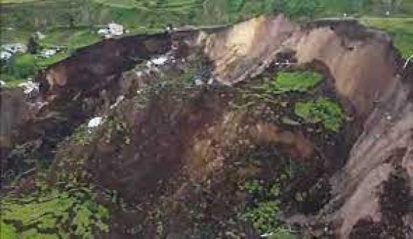 इक्वाडोर में भूस्खलन से सात लोगों की मौत, कई लापता