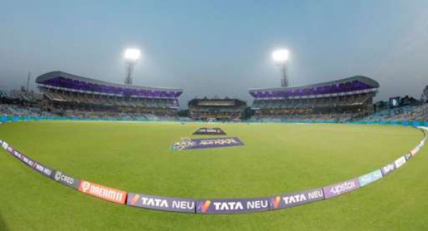 आईपीएलः कोलकाता नाइट राइडर्स ने टॉस जीत कर पहले गेंदबाज़ी ली