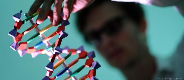 शरीर से झड़े हुए डीएनए का जासूसी के लिए हो सकता है इस्तेमाल