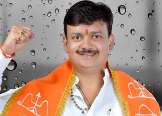 महाराष्ट्र से कांग्रेस के एकमात्र सांसद सुरेश धानोरकर का निधन