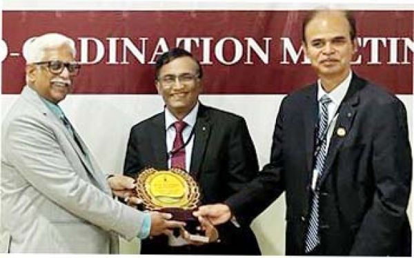 कोल इंडिया के फाइनेंस मैनुअल में योगदान के लिए एसईसीएल निदेशक श्रीनिवासन सम्मानित