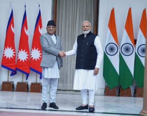 पीएम मोदी व नेपाल के पीएम प्रचंड ने की द्विपक्षीय वार्ता