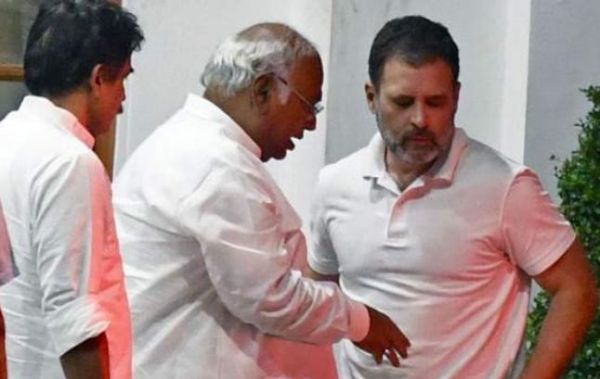'राहुल गांधी राजनीति छोड़ एनजीओ खोल लें', किसने कही ये बात?