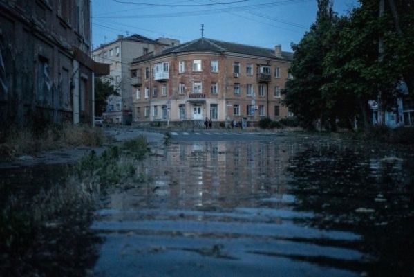यूक्रेन में बांध टूटने से आई बाढ़ में नौ लोगों की मौत