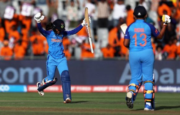 वेस्टइंडीज़ ने भारत को दूसरे मैच में हराया, सिरीज़ में 2-0 से आगे