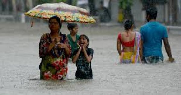 हिप्र बारिश : मृतक संख्या बढ़कर 57 हुई, सभी स्कूल कॉलेज बंद