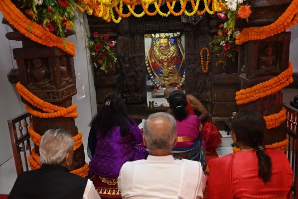 राष्ट्रपति द्रौपदी मुर्मू ने रतनपुर में मां महामाया देवी की पूजा- अर्चना की