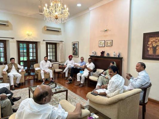 समन्वय समिति की बैठक: 'इंडिया' ने राज्य के नेताओं पर छोड़ी सीट बंटवारे की जिम्‍मेदारी