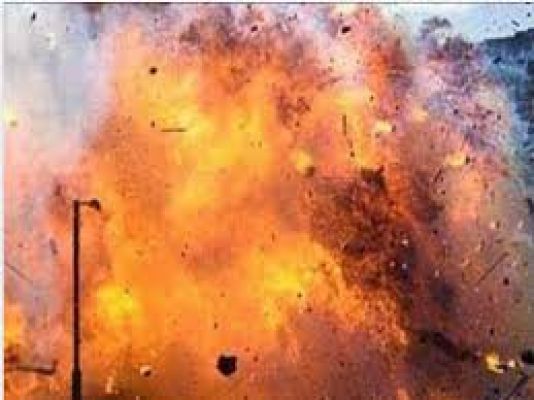 जम्मू-कश्मीर के अनंतनाग में विस्फोट, आठ मजदूर घायल