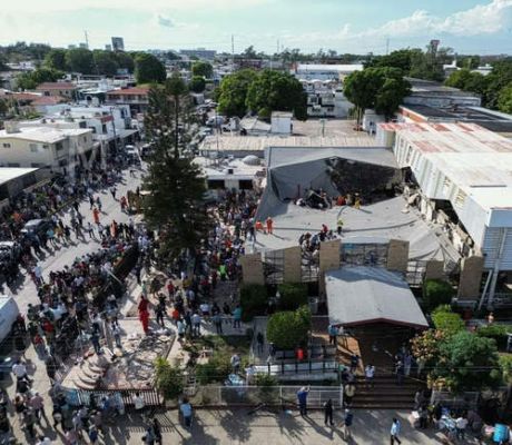 मेक्सिको में चर्च की छत गिरने से सात की मौत