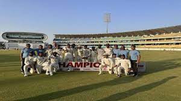 सौराष्ट्र 79 रन पर ढेर, शेष भारत ने जीता ईरानी कप