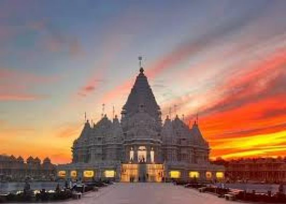 दुनिया के दूसरे सबसे बड़े हिंदू मंदिर अक्षरधाम का अमेरिका में उद्घाटन