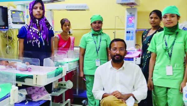 क्रिटिकल बच्चों के इलाज के लिए पहली पसंद बना रायपुर का सर्वसुविधायुक्त ओम हॉस्पिटल-डॉ. साहू