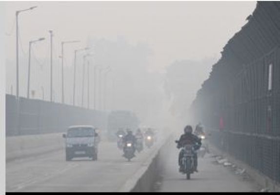 दिल्ली का वायु प्रदूषण अब भी 'गंभीर'