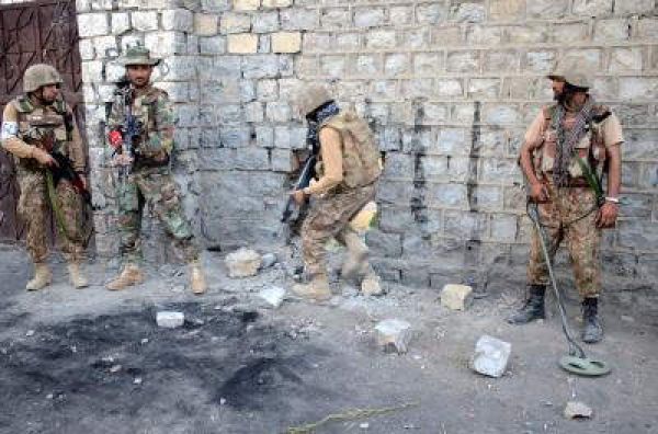 पाकिस्तान में सैन्य कार्रवाई में चार आतंकवादी ढेर