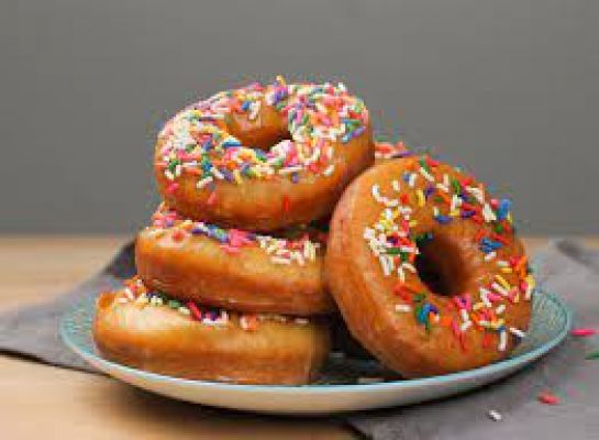 दस हज़ार डोनट्स की चोरी के लिए महिला पर मुक़दमा