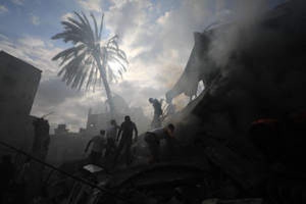 48 घंटों में इजरायली हमलों में 390 फिलिस्तीनी मारे गए: स्वास्थ्य मंत्रालय