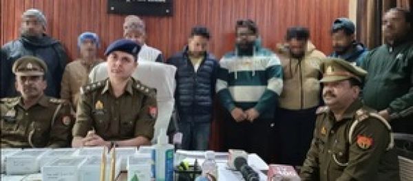 मुजफ्फरनगर में जुआ रैकेट का पर्दाफाश, 8 आरोपी गिरफ्तार
