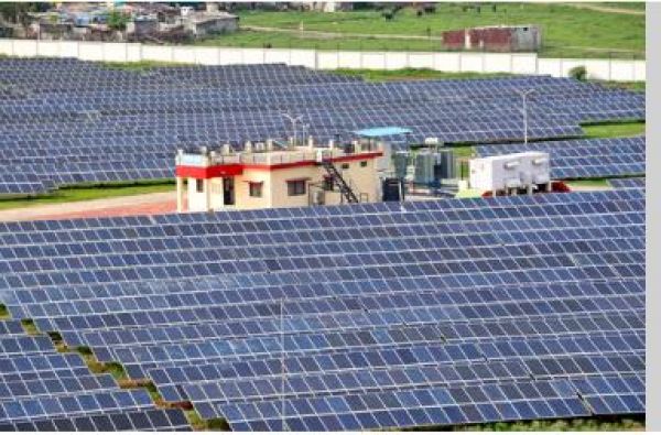 पवन ऊर्जा से सौर ऊर्जा की तरफ तेजी से बढ़ते महाराष्ट्र के कदम