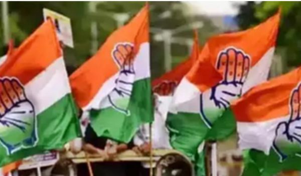 मध्य प्रदेश कांग्रेस में बढ़ते दल-बदल ने बढ़ा दी पार्टी की चिंता