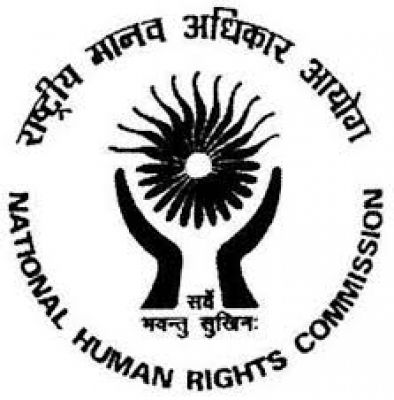 मानवाधिकार उल्लंघन के आरोपों की जांच के लिए संदेशखालि में एनएचआरसी की टीम ने लोगों से बात की
