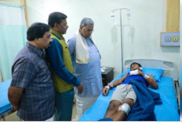 कर्नाटक के सीएम सिद्धारमैया ने की कैफे विस्फोट पीड़ितों से मुलाकात, खुफिया विफलता के लिए एनआईए व आईबी को ठहराया जिम्मेदार