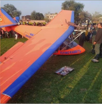 बिहार : प्रशिक्षण के दौरान सेना का एयरक्राफ्ट खेत में गिरा, पायलट सुरक्षित