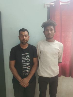 बंद ई-रिक्शा फैक्ट्री में चोरी, चोर और खरीदार कबाड़ी गिरफ्तार