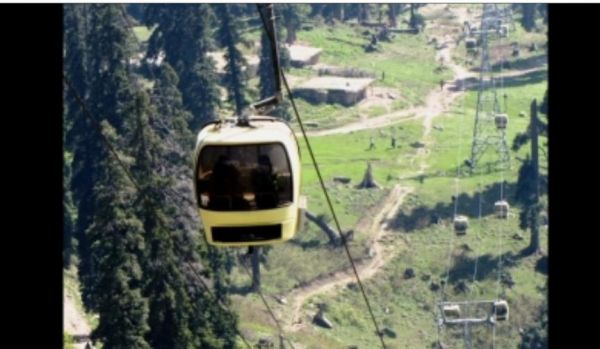 गुलमर्ग गोंडोला केबल कार परियोजना से एक साल में 110 करोड़ रुपए की कमाई
