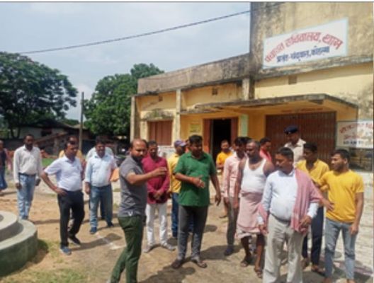 झारखंड के तीन प्रखंडों के लोग दो-दो एमपी और दो से तीन विधायकों के लिए करते हैं वोट!