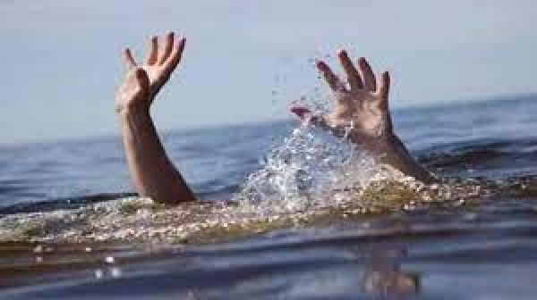 आजमगढ़ में तालाब में डूबने से चार बच्चों की मौत