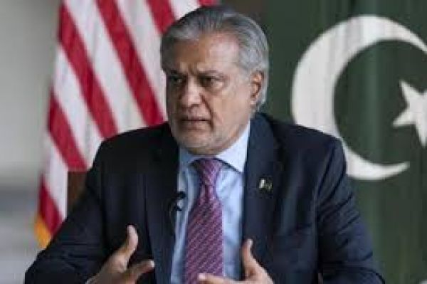पाकिस्तान के विदेश मंत्री इसहाक़ डार को देश का उप-प्रधानमंत्री नियुक्त किया गया