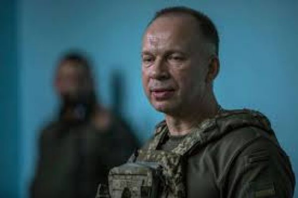 यूक्रेन के सेना प्रमुख ने माना- मोर्चे पर बेहद ख़राब हो गए हैं हालात